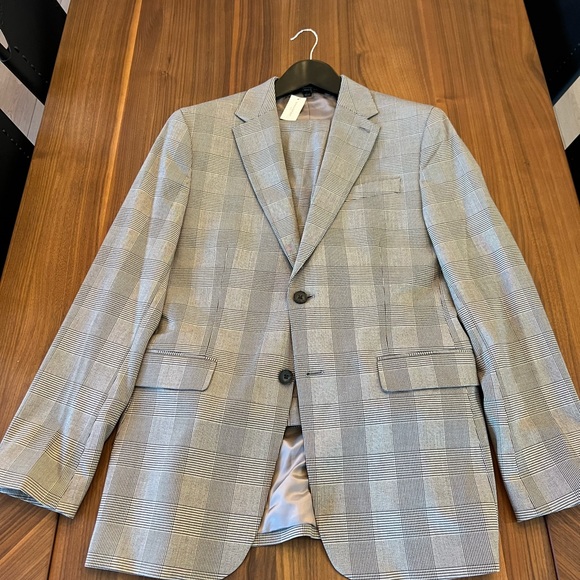 Banana Republic suit